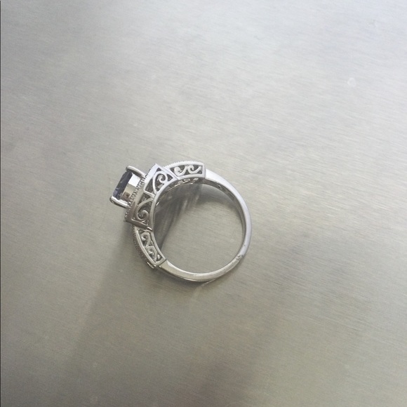 14k White Gold Tanzanite Ring - Picture 2 of 6